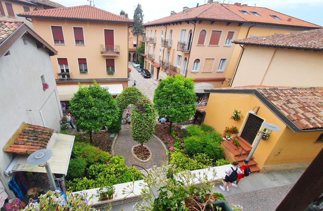 Appartamenti Adriana Sirmione Eksteriør bilde